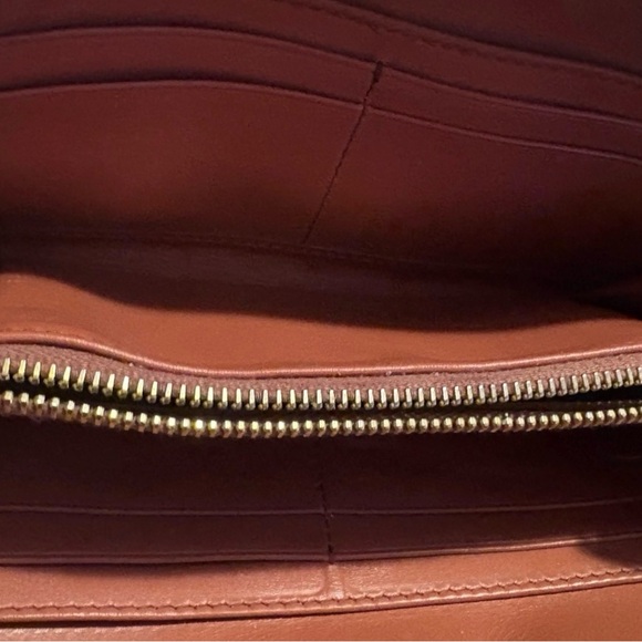 Miu Miu Tan Croc-Embossed Leather Wallet - Picture 6 of 8